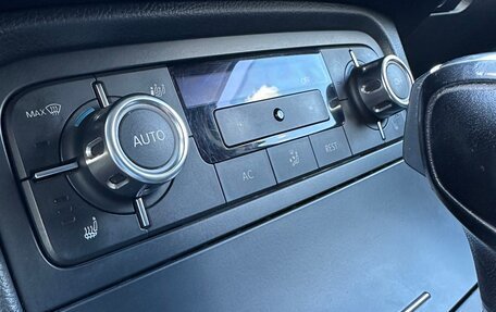 Volkswagen Touareg III, 2011 год, 1 750 000 рублей, 23 фотография