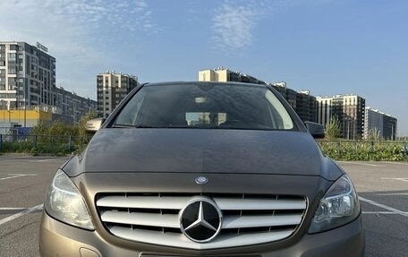 Mercedes-Benz B-Класс, 2012 год, 1 050 000 рублей, 1 фотография