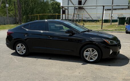 Hyundai Elantra VI рестайлинг, 2019 год, 1 650 000 рублей, 4 фотография