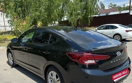 Hyundai Elantra VI рестайлинг, 2019 год, 1 650 000 рублей, 7 фотография