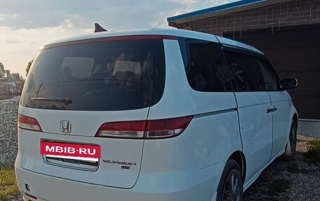 Honda Elysion I, 2005 год, 1 350 000 рублей, 3 фотография