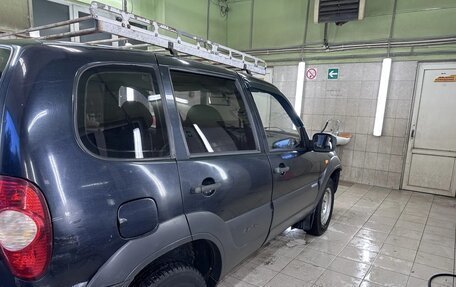 Chevrolet Niva I рестайлинг, 2009 год, 250 000 рублей, 4 фотография