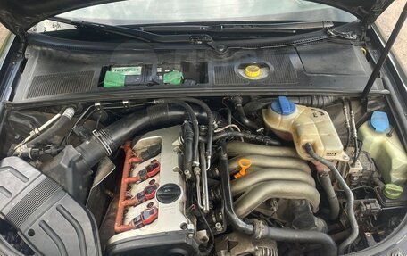 Audi A4, 2003 год, 409 000 рублей, 8 фотография