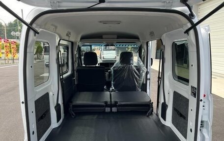 Daihatsu Hijet, 2023 год, 800 100 рублей, 16 фотография