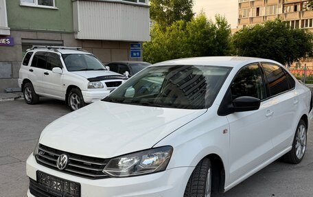 Volkswagen Polo VI (EU Market), 2019 год, 900 000 рублей, 3 фотография