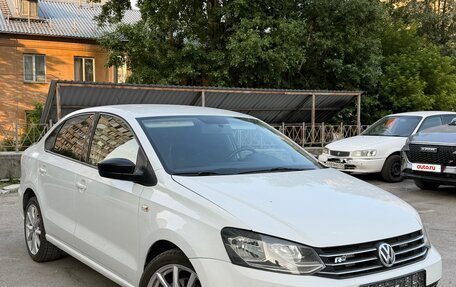 Volkswagen Polo VI (EU Market), 2019 год, 900 000 рублей, 2 фотография