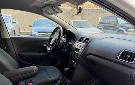 Volkswagen Polo VI (EU Market), 2019 год, 900 000 рублей, 19 фотография