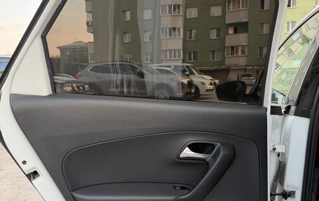 Volkswagen Polo VI (EU Market), 2019 год, 900 000 рублей, 17 фотография