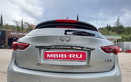 Infiniti FX II, 2011 год, 1 200 000 рублей, 13 фотография