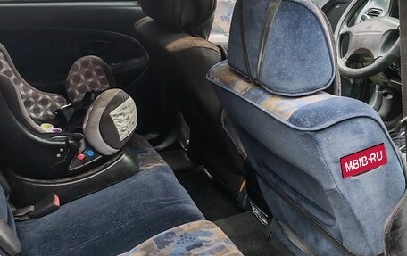 Mitsubishi Carisma I, 1998 год, 250 000 рублей, 9 фотография
