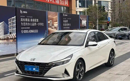 Hyundai Elantra, 2022 год, 1 155 500 рублей, 2 фотография