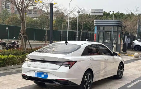 Hyundai Elantra, 2022 год, 1 155 500 рублей, 6 фотография