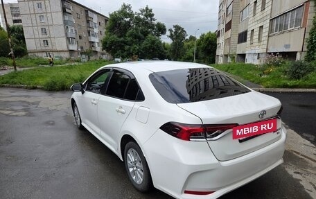Toyota Corolla, 2022 год, 2 000 000 рублей, 6 фотография