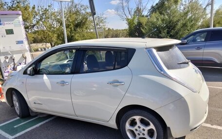 Nissan Leaf I, 2012 год, 500 000 рублей, 2 фотография