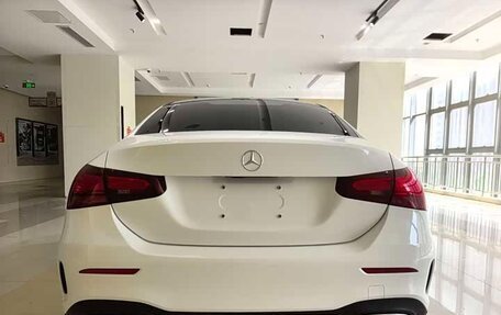 Mercedes-Benz A-Класс, 2023 год, 1 626 000 рублей, 4 фотография