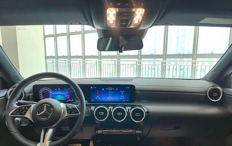 Mercedes-Benz A-Класс, 2023 год, 1 626 000 рублей, 7 фотография