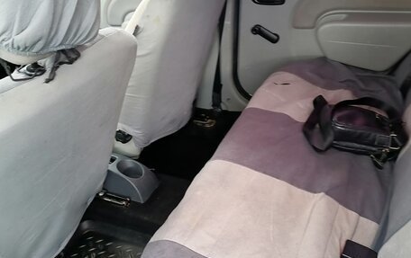 Renault Logan I, 2009 год, 300 000 рублей, 3 фотография