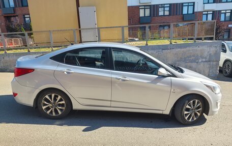 Hyundai Solaris II рестайлинг, 2016 год, 1 500 000 рублей, 10 фотография