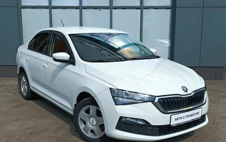 Skoda Rapid II, 2020 год, 1 555 000 рублей, 2 фотография