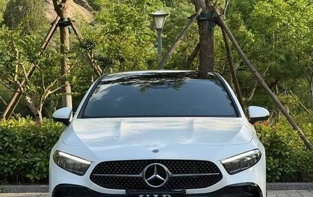 Mercedes-Benz A-Класс, 2023 год, 1 890 333 рублей, 2 фотография
