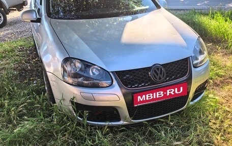 Volkswagen Golf V, 2007 год, 550 000 рублей, 1 фотография
