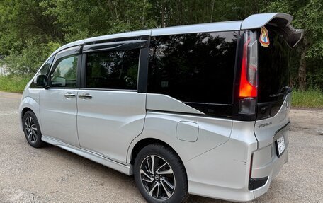 Honda Stepwgn IV, 2016 год, 1 850 000 рублей, 7 фотография