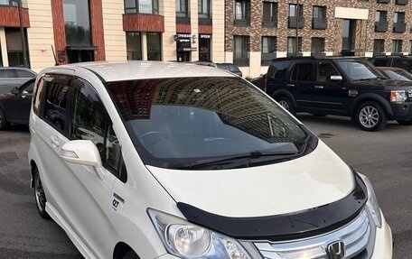 Honda Freed I, 2012 год, 1 300 000 рублей, 3 фотография