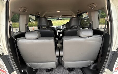 Honda Freed I, 2012 год, 1 300 000 рублей, 15 фотография