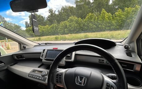 Honda Freed I, 2012 год, 1 300 000 рублей, 18 фотография