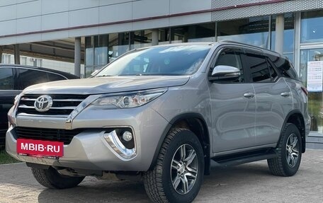 Toyota Fortuner II, 2019 год, 3 490 000 рублей, 2 фотография