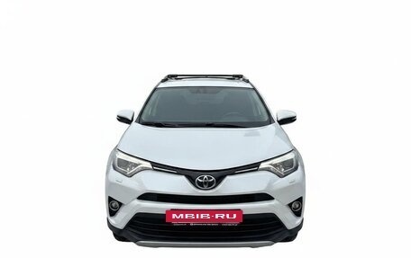 Toyota RAV4, 2018 год, 2 200 000 рублей, 4 фотография
