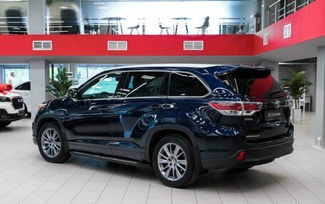 Toyota Highlander III, 2014 год, 2 550 000 рублей, 4 фотография