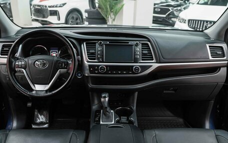Toyota Highlander III, 2014 год, 2 550 000 рублей, 13 фотография
