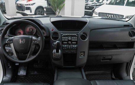 Honda Pilot III рестайлинг, 2013 год, 1 890 000 рублей, 14 фотография
