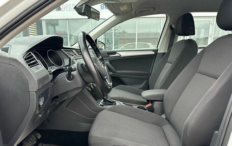 Volkswagen Tiguan II, 2019 год, 2 350 000 рублей, 13 фотография