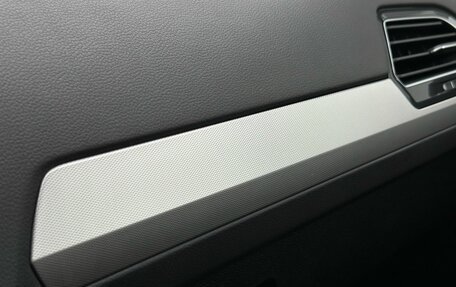 Volkswagen Tiguan II, 2019 год, 2 350 000 рублей, 39 фотография