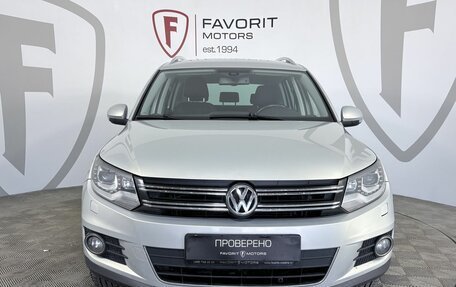 Volkswagen Tiguan I, 2013 год, 1 094 000 рублей, 2 фотография