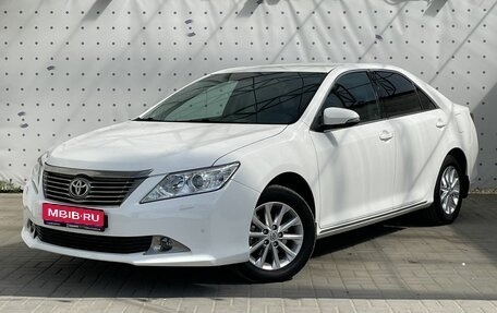 Toyota Camry, 2014 год, 1 840 000 рублей, 1 фотография
