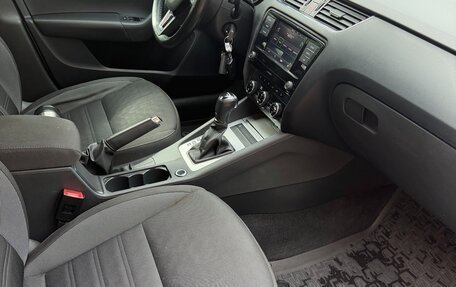 Skoda Octavia, 2018 год, 1 730 000 рублей, 15 фотография