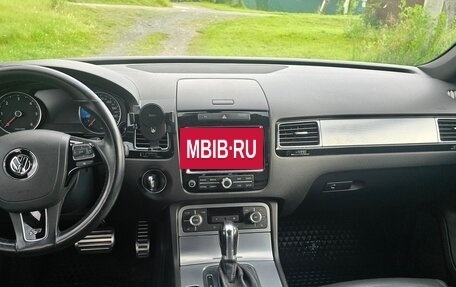 Volkswagen Touareg III, 2011 год, 2 400 000 рублей, 6 фотография