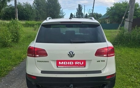 Volkswagen Touareg III, 2011 год, 2 400 000 рублей, 4 фотография