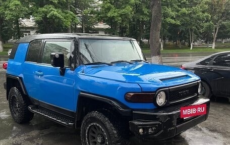 Toyota FJ Cruiser, 2006 год, 2 000 000 рублей, 2 фотография