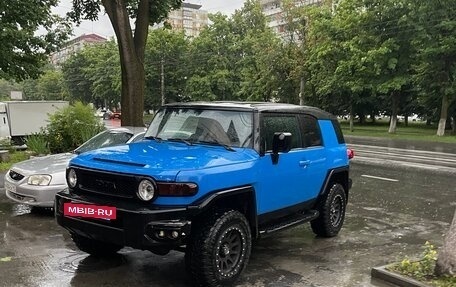 Toyota FJ Cruiser, 2006 год, 2 000 000 рублей, 3 фотография
