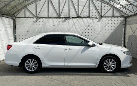 Toyota Camry, 2014 год, 1 840 000 рублей, 9 фотография