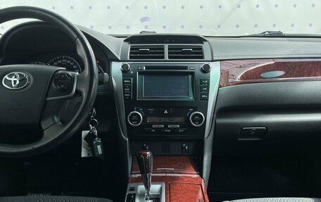 Toyota Camry, 2014 год, 1 840 000 рублей, 16 фотография