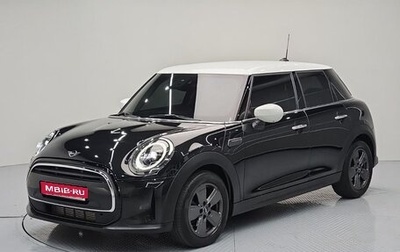 MINI Hatch, 2023 год, 1 977 000 рублей, 1 фотография