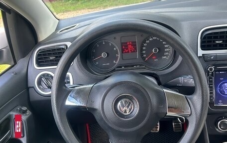 Volkswagen Polo VI (EU Market), 2011 год, 650 000 рублей, 15 фотография