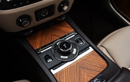Rolls-Royce Wraith, 2014 год, 17 990 000 рублей, 31 фотография