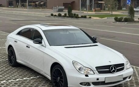 Mercedes-Benz CLS, 2005 год, 1 200 000 рублей, 4 фотография