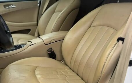 Mercedes-Benz CLS, 2005 год, 1 200 000 рублей, 16 фотография